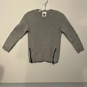 Zara Girls 8 Gray Ribbed Knit Zipper accent Pullover Sweater 100% cotton.